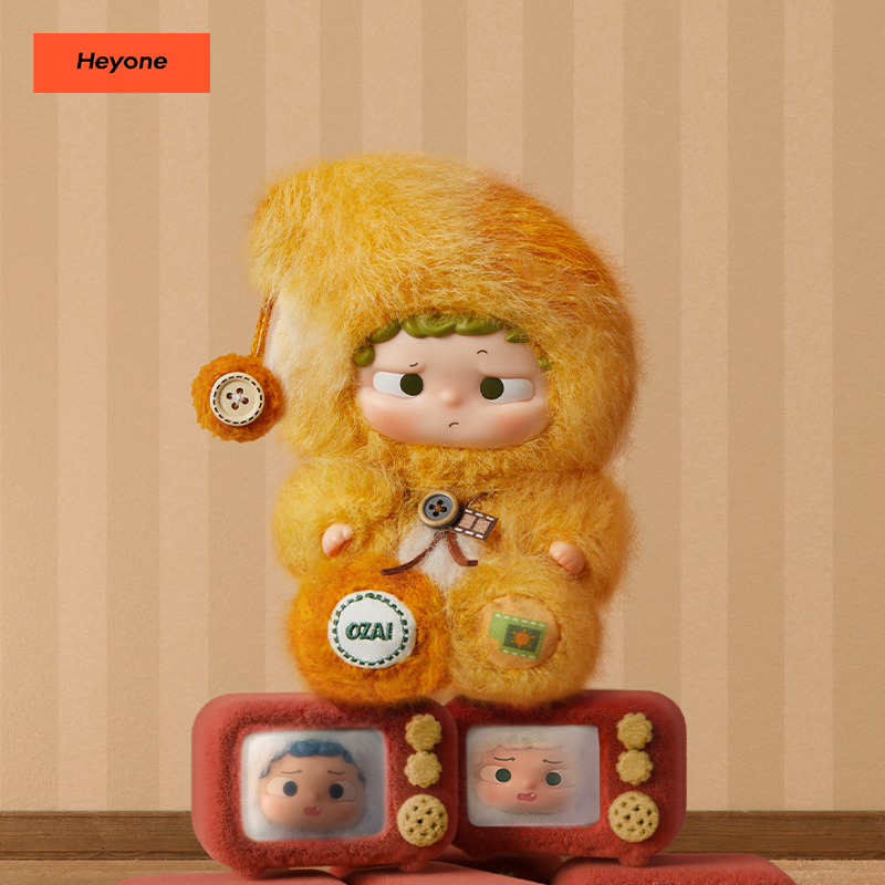 OZAI-프레이임드 인 메모리 랜덤 피규어