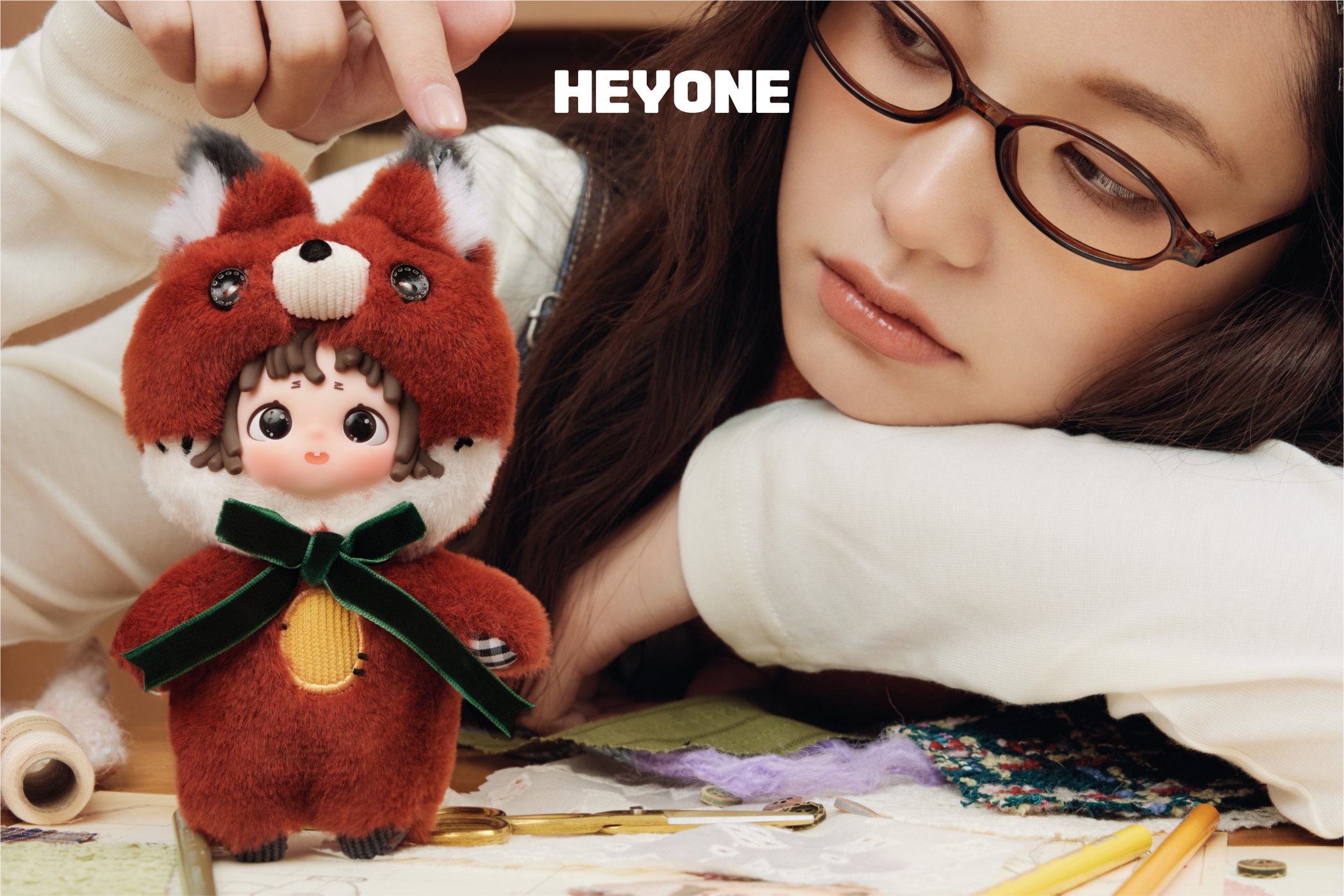 FURFUR - 더 스티치드 드림타임 플러시 블라인드 박스