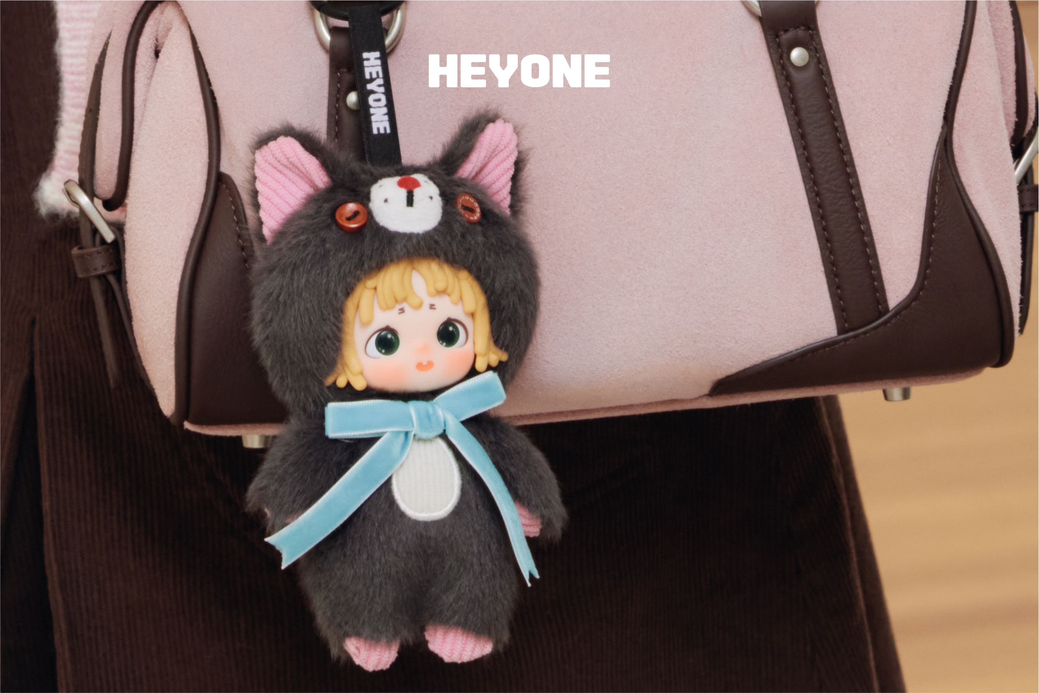 FURFUR - 더 스티치드 드림타임 플러시 블라인드 박스